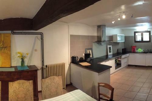 Villa Le Camign�, Ch�teau, Vue Pyr�n�es