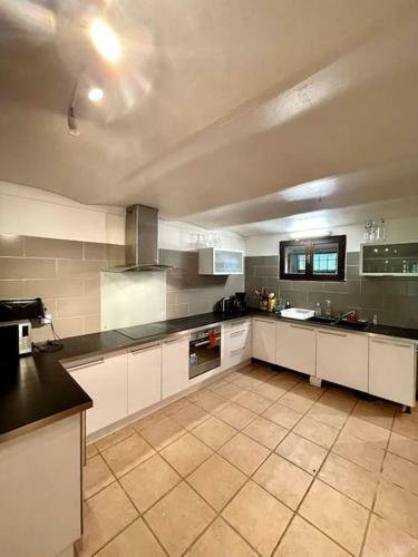 Villa Le Camign�, Ch�teau, Vue Pyr�n�es
