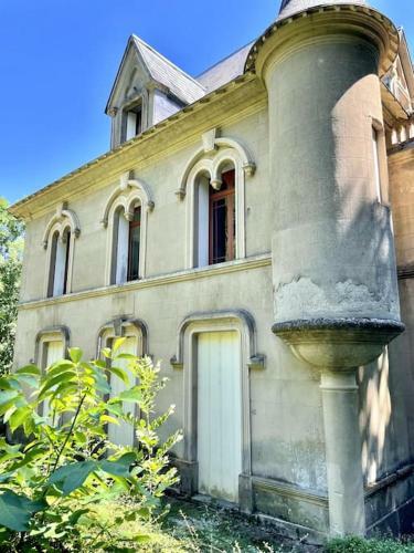 Villa Le Camign�, Ch�teau, Vue Pyr�n�es