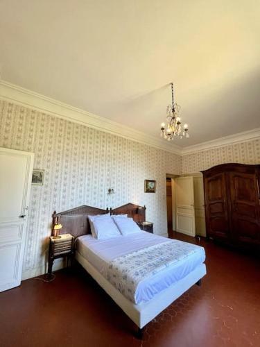 Villa Le Camign�, Ch�teau, Vue Pyr�n�es