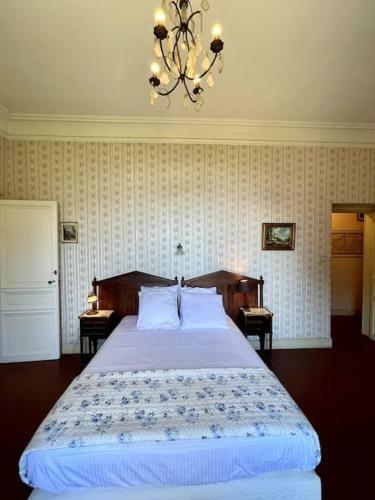 Villa Le Camign�, Ch�teau, Vue Pyr�n�es