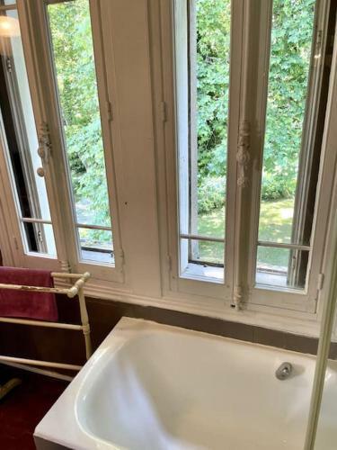 Villa Le Camign�, Ch�teau, Vue Pyr�n�es