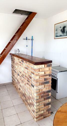 Hostal Petite Annexe Avec Piscine Commune