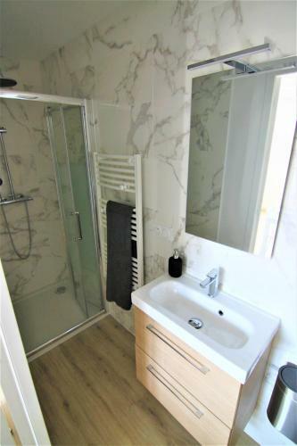 Apartamento T2 Lumineux - Segr� Hyper Centre - Wifi - Netflix