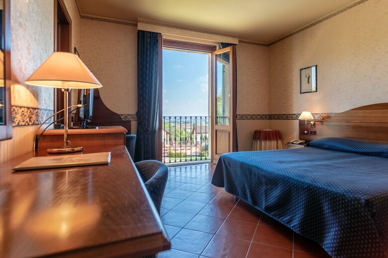 Hotel Ariotto Village