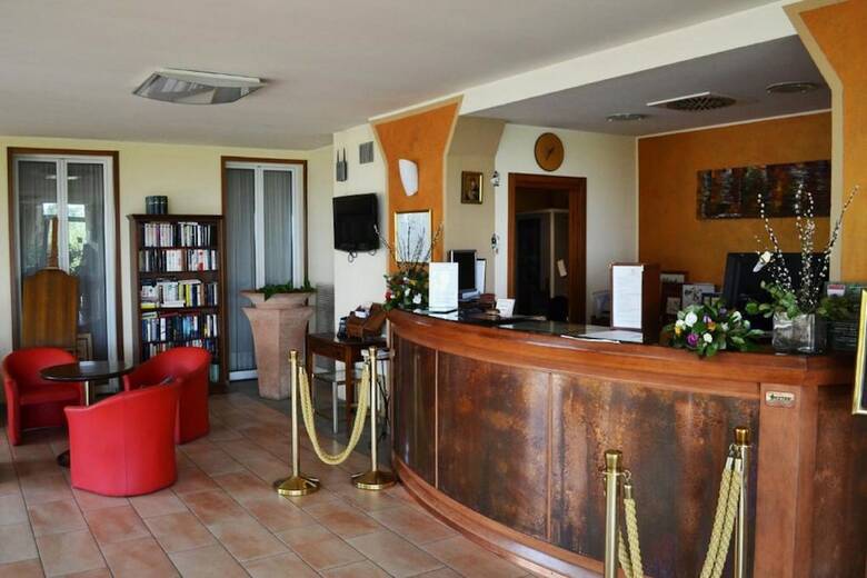 Hotel Ariotto Village