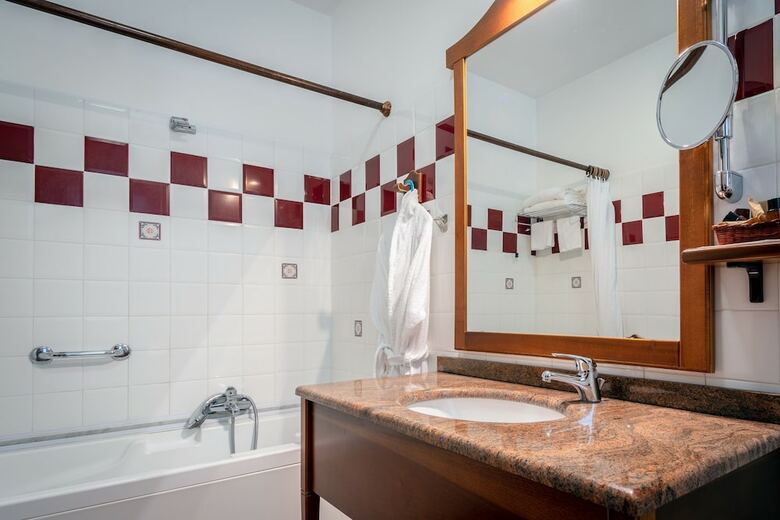 Hotel Ariotto Village