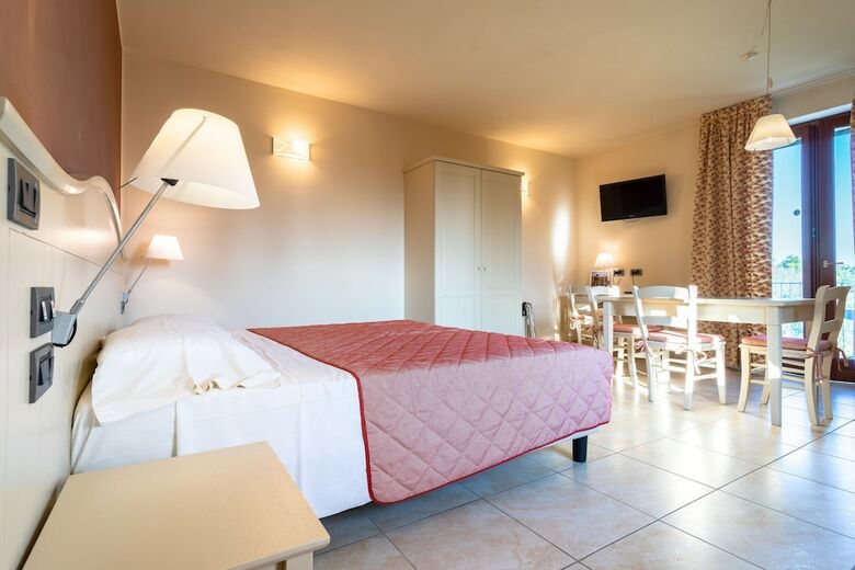Hotel Ariotto Village