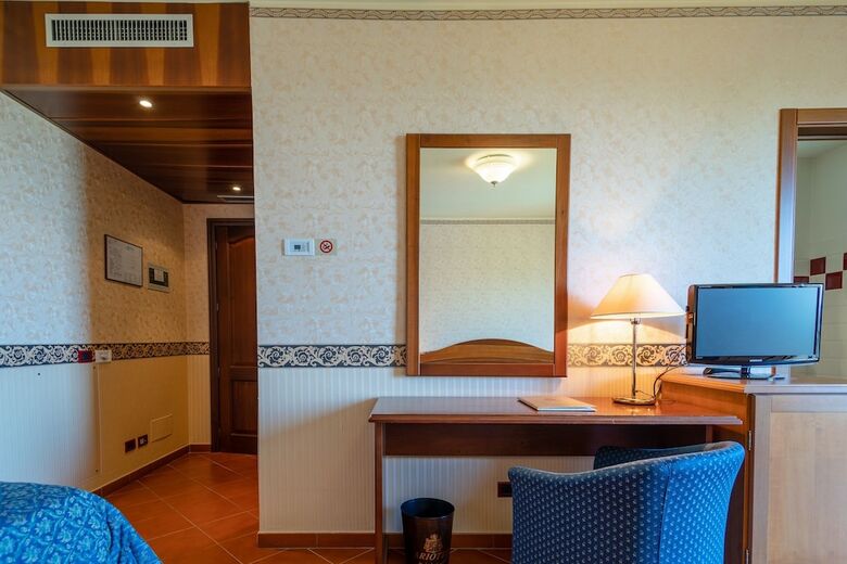 Hotel Ariotto Village