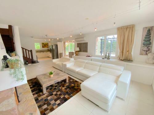 Villa De Luxe � 30 Min Des Plages