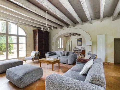Maison Tarascon, 6 Pi�ces, 8 Personnes - Fr-1-599-56