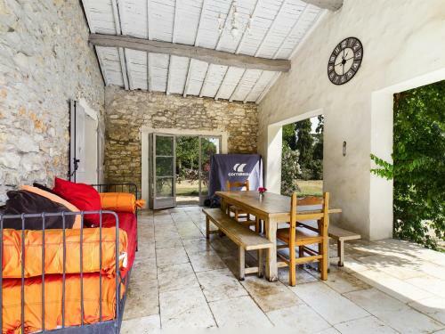 Maison Tarascon, 6 Pi�ces, 8 Personnes - Fr-1-599-56