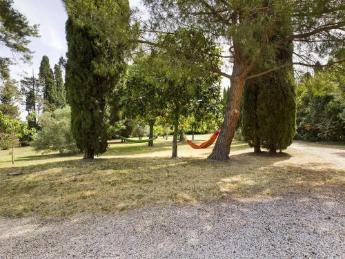 Maison Tarascon, 6 Pi�ces, 8 Personnes - Fr-1-599-56