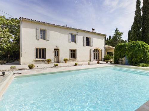 Maison Tarascon, 6 Pi�ces, 8 Personnes - Fr-1-599-56
