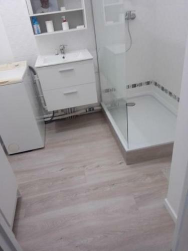 Apartamento T2 Id�al �tudiant + Pro + Parking Prot�g� Sous-sol