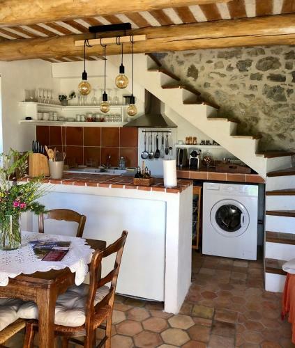 Joli G�te Dans Les Gorges Du Verdon