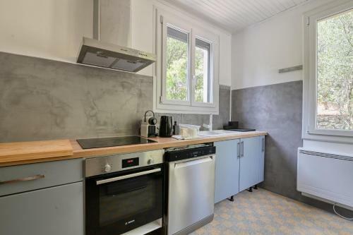 Bonito Apartamento Con Terraza En Villa Tranquila En Ventabren