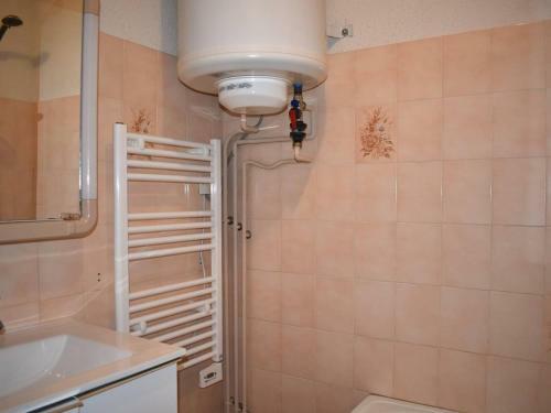 Apartamento Studio Font-romeu-odeillo-via, 1 Pi�ce, 2 Personnes - Fr-1-580-65