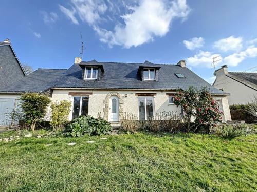 Apartamento La Maison Du Val / Jacuzzi - Billard - Jardin - Standing - Wifi - Parking
