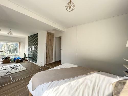 Apartamento La Maison Du Val / Jacuzzi - Billard - Jardin - Standing - Wifi - Parking