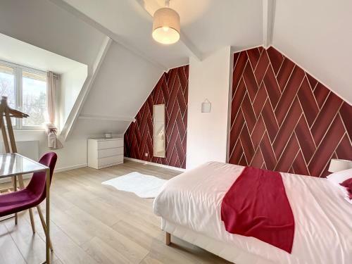 Apartamento La Maison Du Val / Jacuzzi - Billard - Jardin - Standing - Wifi - Parking