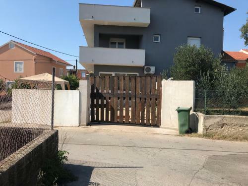 Apartamento Bibinje House