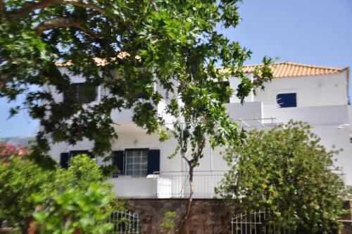 Ifigenia's Apartments