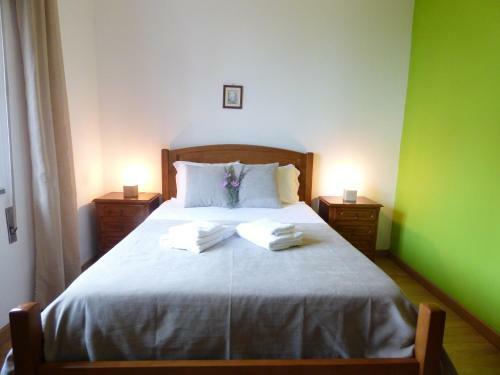 Hostal Mira River