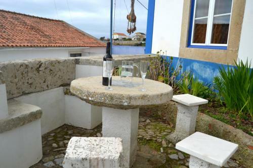 Villa Lurdes Next To Ribeira D'ilhas Beach