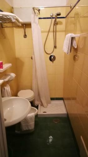 Hostal Visitponza - Le Stanze Sulla Spiaggia