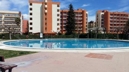 Bonito Apartamento Con Varias Piscinas