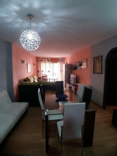 Bonito Apartamento Con Varias Piscinas