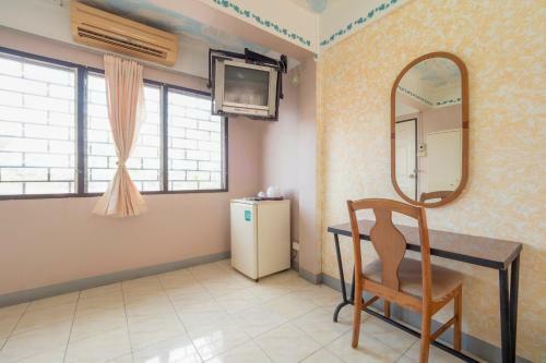 Hotel Oyo 1152 Hongpak Mint