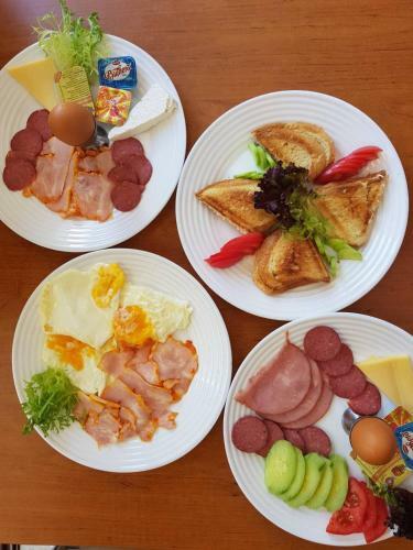 Family Hotel Karel