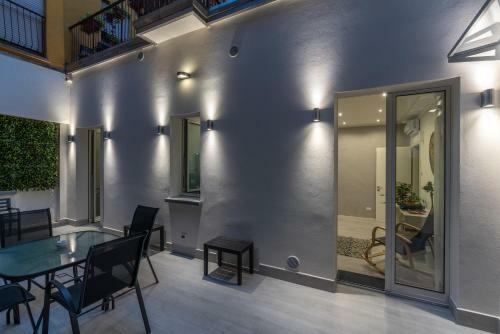 Apartamento Dimora Santo Stefano: Ampia, Con Giardino Privato