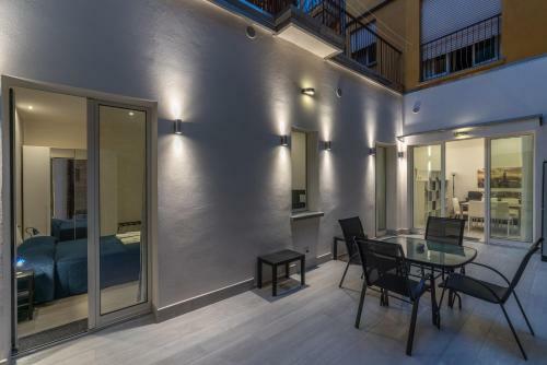 Apartamento Dimora Santo Stefano: Ampia, Con Giardino Privato
