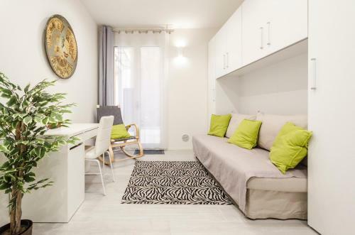Apartamento Dimora Santo Stefano: Ampia, Con Giardino Privato