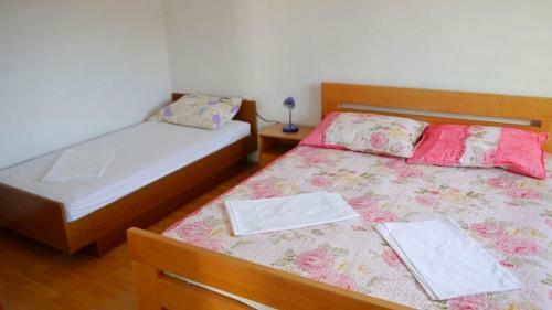 Apartments Davor