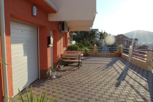 Apartments Grmaca