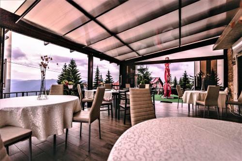 Hostal Pensiunea Adriana Straja