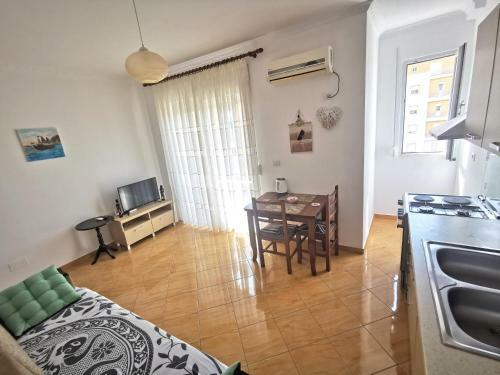 New Apartment Near The Beach