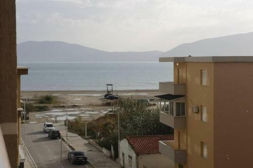 New Apartment Near The Beach