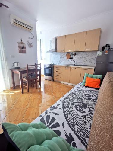 New Apartment Near The Beach