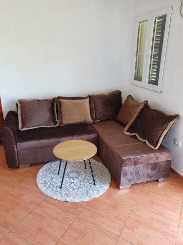 Sutomore Apartments