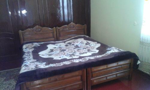 Hostal Guest House ( Guramishvili 19 )