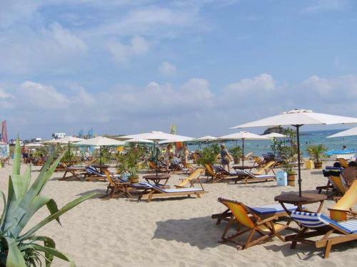 Hotel Yanis