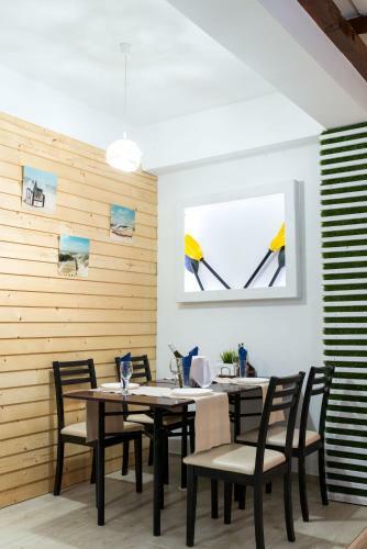 Hotel Yanis