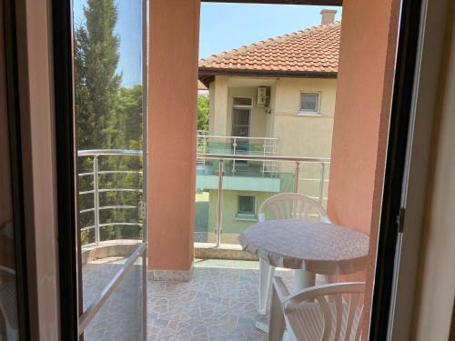 Hostal Sunny Guest House Ravda