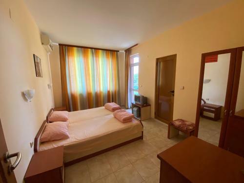 Hostal Sunny Guest House Ravda