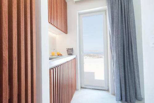 Wabi Luxury Suites & Maisonettes Ios